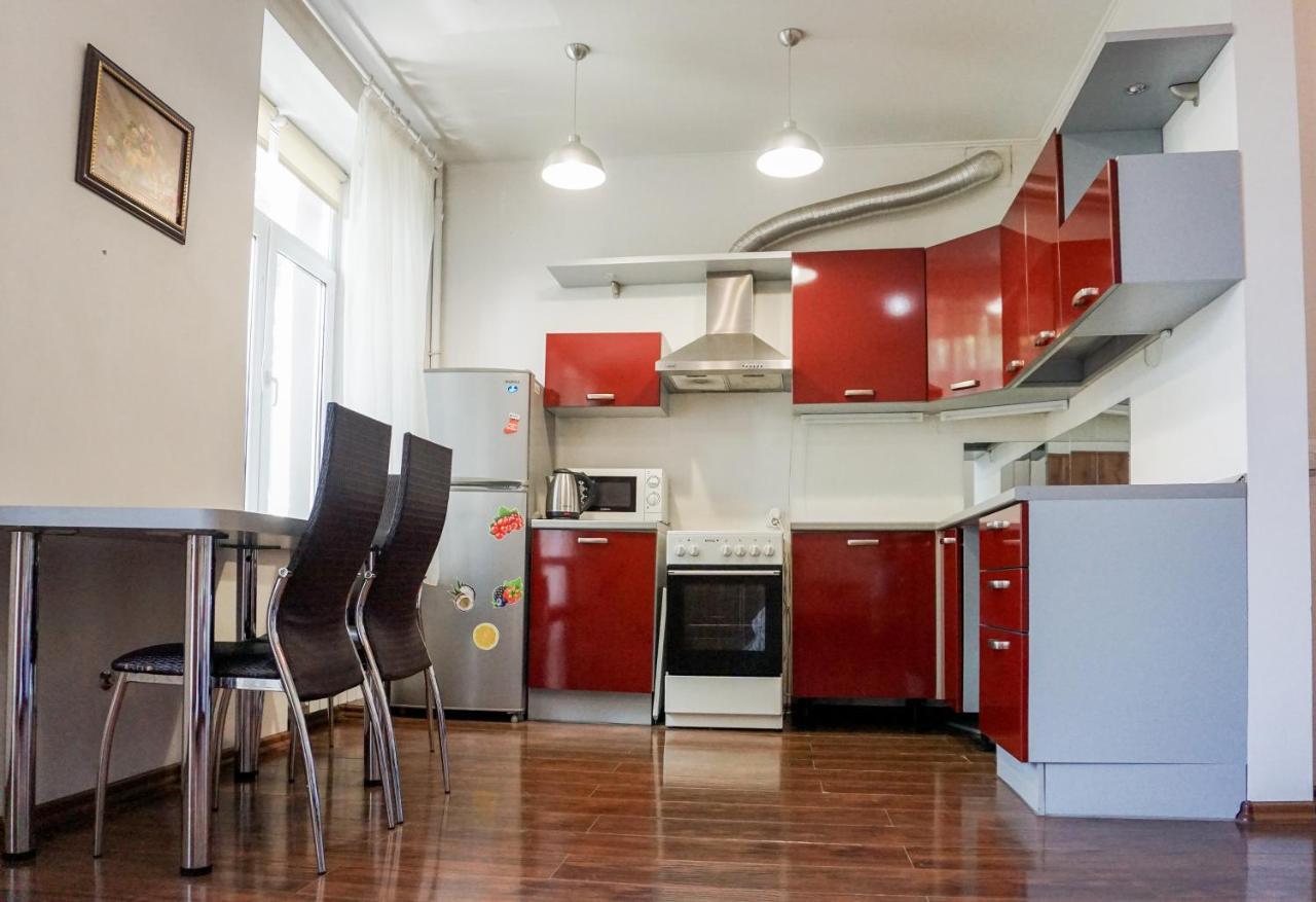 Doba In Ua Centre Apartments Dnipro Exterior foto